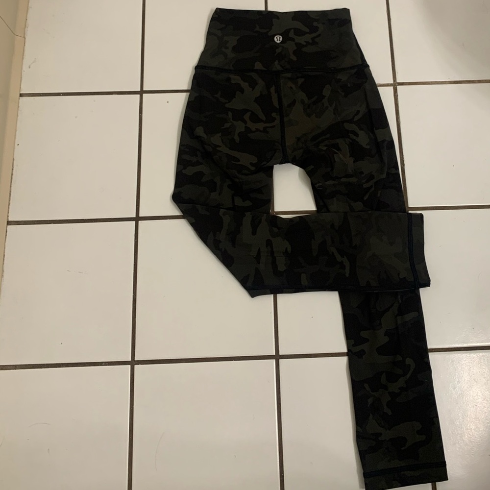 Lululemon Wunder Under Crop Camo